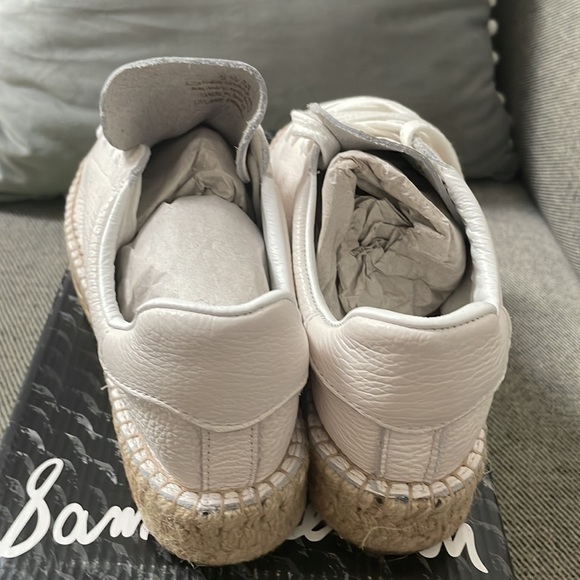 Brand New!! Sam Edelman Dylan white leather sneakers - Size 6 but fits 6.5-7. - Picture 3 of 4